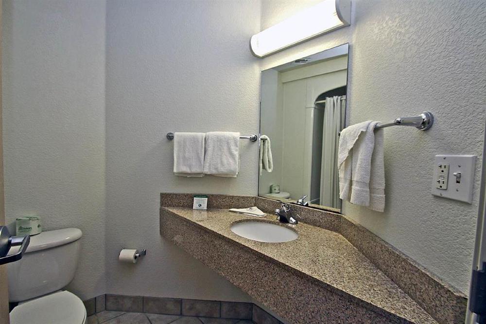 Motel 6-El Reno, Ok Bilik gambar